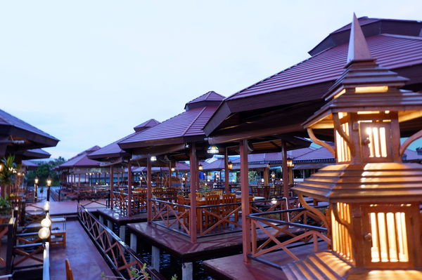 【泰國 曼谷美食】哇萊篷餐廳 เรืองฤทธิ์ ซีฟู้ด Ruengrit Seafood @貝大小姐的多元心宇宙