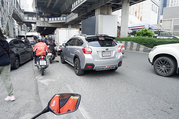 【泰國 曼谷交通工具】摩托計程車 Motorbike Taxi มอเตอร์ไซค์รับจ้าง @貝大小姐的多元心宇宙