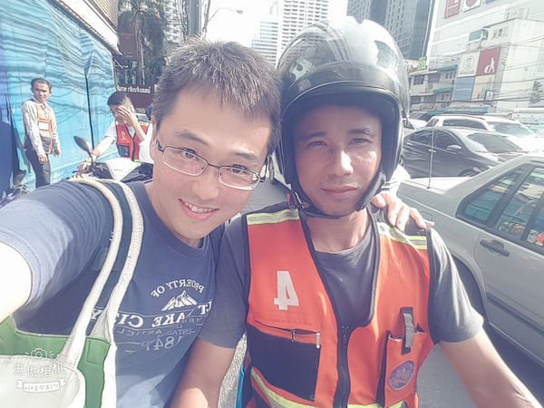 【泰國 曼谷交通工具】摩托計程車 Motorbike Taxi มอเตอร์ไซค์รับจ้าง @貝大小姐的多元心宇宙