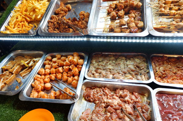 【泰國 曼谷夜市】理杜安夜市 Liab Duan Night Market ตลาดนัดเลียบด่วน @貝大小姐的多元心宇宙