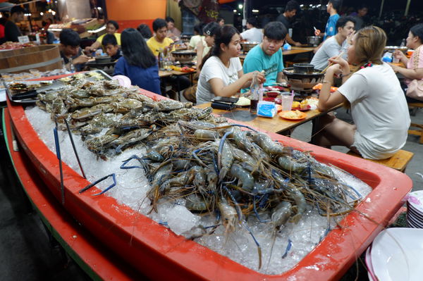 【泰國 曼谷夜市】理杜安夜市 Liab Duan Night Market ตลาดนัดเลียบด่วน @貝大小姐的多元心宇宙