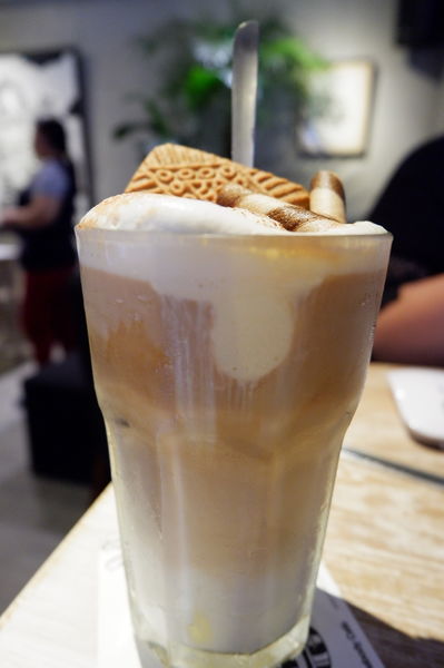 【台北 西門站】西門享樂祭 X 貳拾陸巷Somebody Café 可愛咖啡廳的陽光早午餐 @貝大小姐的多元心宇宙