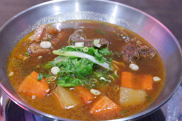 【台北 忠孝敦化站】呷咪 牛肉麵·宵夜 &#8211; 市民宵夜推薦、東區宵夜推薦 @貝大小姐的多元心宇宙