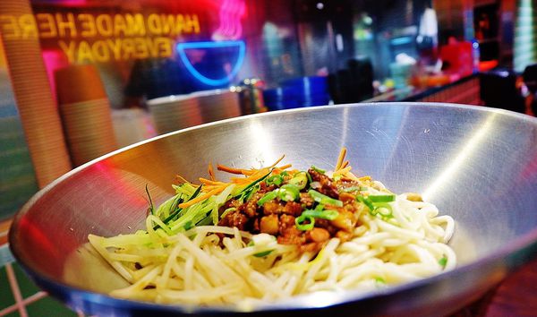 【台北 忠孝敦化站】呷咪 牛肉麵·宵夜 &#8211; 市民宵夜推薦、東區宵夜推薦 @貝大小姐的多元心宇宙