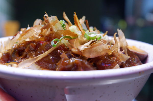 【台北 忠孝敦化站】呷咪 牛肉麵·宵夜 &#8211; 市民宵夜推薦、東區宵夜推薦 @貝大小姐的多元心宇宙