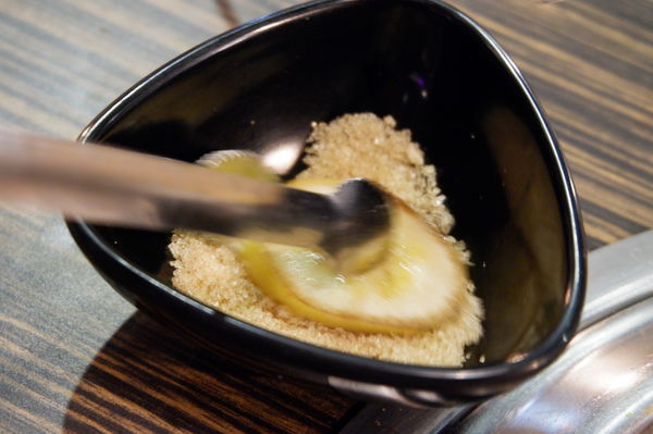 【新北 淡水燒肉吃到飽推薦】燒肉眾精緻炭火燒肉 淡水老街店 / 千元有找！！龍蝦人人一尾超滿足還有味噌龍蝦湯冬天超暖胃 @貝大小姐的多元心宇宙