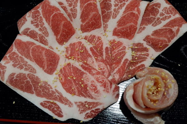 【台北 中山國小站美食推薦】戰醬燒肉雙城店 @貝大小姐的多元心宇宙