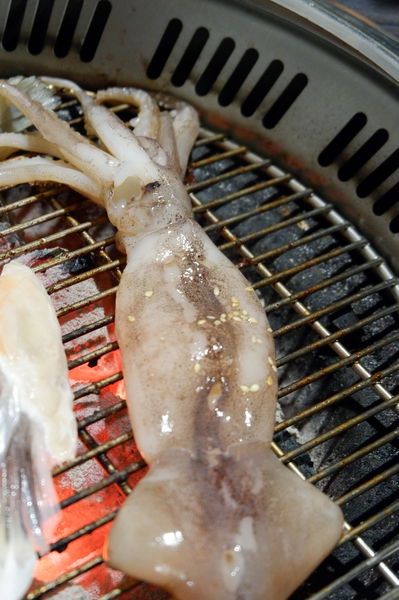 【台北 中山國小站美食推薦】戰醬燒肉雙城店 @貝大小姐的多元心宇宙