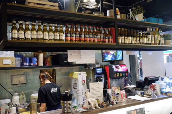 【台北 西門站美食】Stan &#038; Cat史丹貓美式餐廳 西門店 @貝大小姐的多元心宇宙