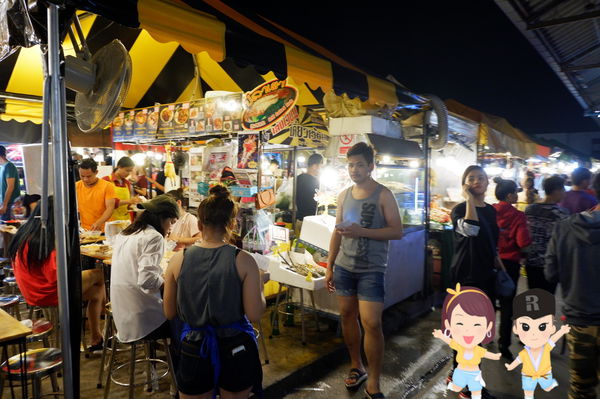 【泰國 曼谷】超不推：拉差達火車夜市 @貝大小姐的多元心宇宙