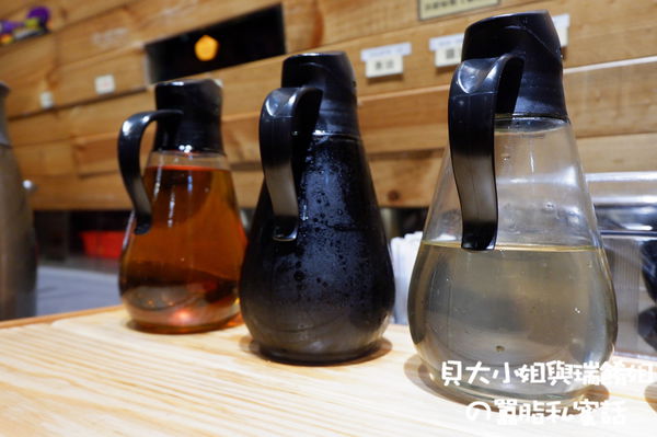 【台北 大安站】洪爺麻辣鴛鴦鍋 復興店 /大安區火鍋推薦、大安區麻辣火鍋推薦 @貝大小姐的多元心宇宙