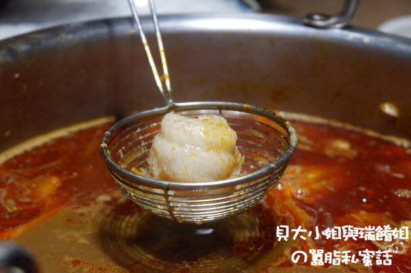 【台北 大安站】洪爺麻辣鴛鴦鍋 復興店 /大安區火鍋推薦、大安區麻辣火鍋推薦 @貝大小姐的多元心宇宙
