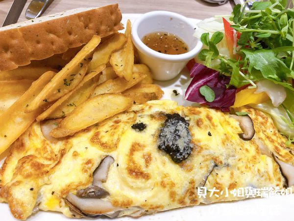 【信義區早午餐推薦】At first Brunch緣來-松高店  市政府早午餐推薦 @貝大小姐的多元心宇宙