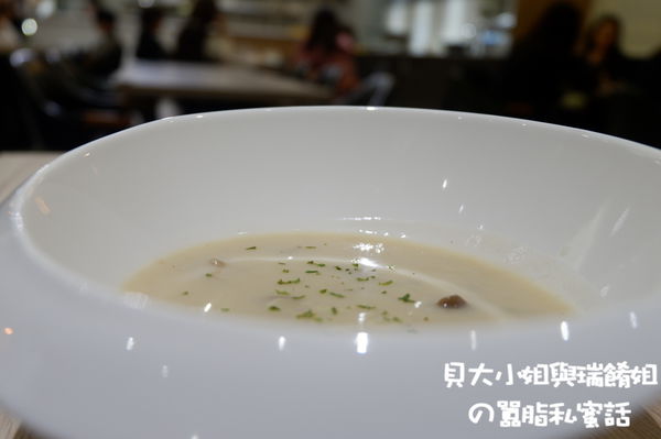 【信義區早午餐推薦】At first Brunch緣來-松高店  市政府早午餐推薦 @貝大小姐的多元心宇宙