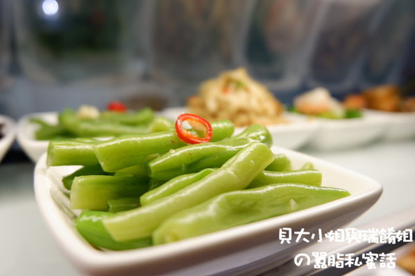 【台湾 台北】文湖21チキン蕎麦/ 文湖21雞湯麵 @貝大小姐的多元心宇宙