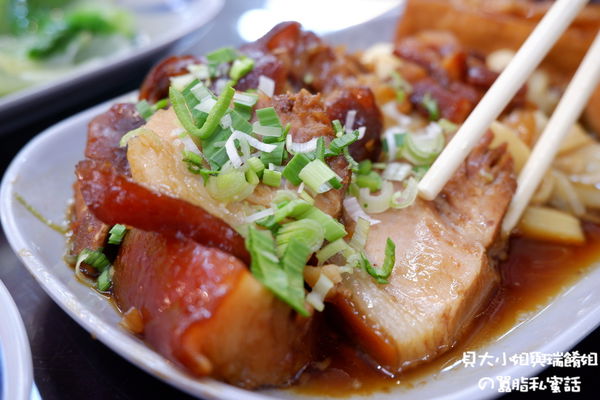 【新北 新莊美食】萬家老街豬腳新莊建安店 / 吃豬腳添福壽、呷腿庫補財庫、年菜訂購推薦 @貝大小姐的多元心宇宙