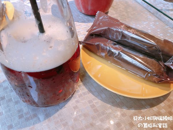 【網購人氣甜點】萌焙司千讃禮盒：暗空可可X極光白巧X草莓白巧 @貝大小姐的多元心宇宙