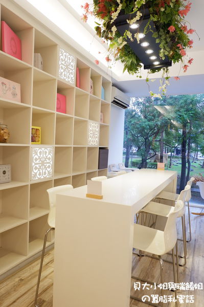 【台中 西區甜點】La Famille 法米法式甜點 • 咖啡 向上店 @貝大小姐的多元心宇宙