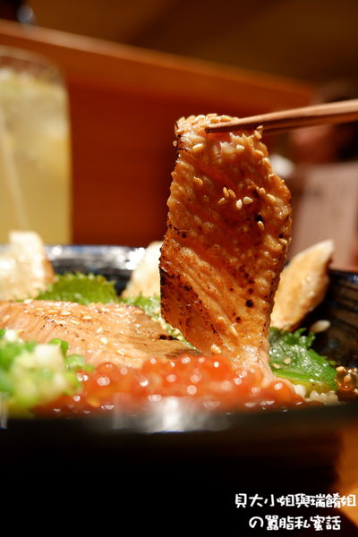 【台北 市府站美食】日本橋海鮮丼辻半-Tsujihan 微風信義店 @貝大小姐的多元心宇宙