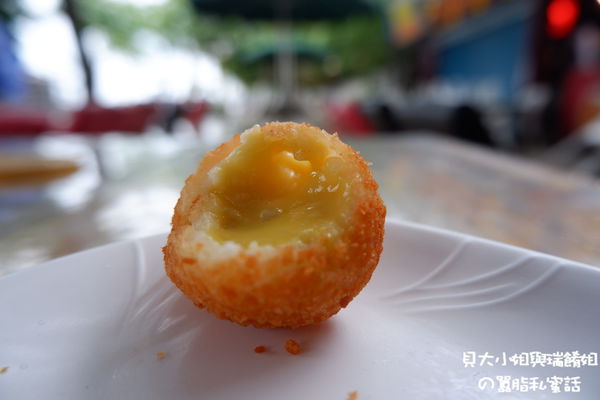 【新北 淡水老街新美食】淡水榴槤王：貓山王榴槤流沙球 讓你驚豔連連 @貝大小姐的多元心宇宙