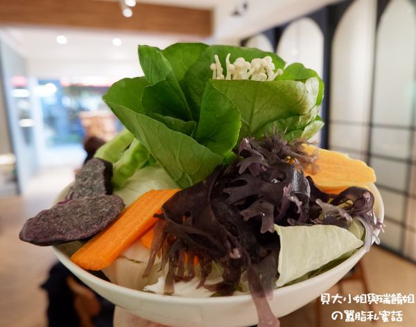 【台北 民權東路站美食】汆食作伙鍋  中山北路美食 @貝大小姐的多元心宇宙