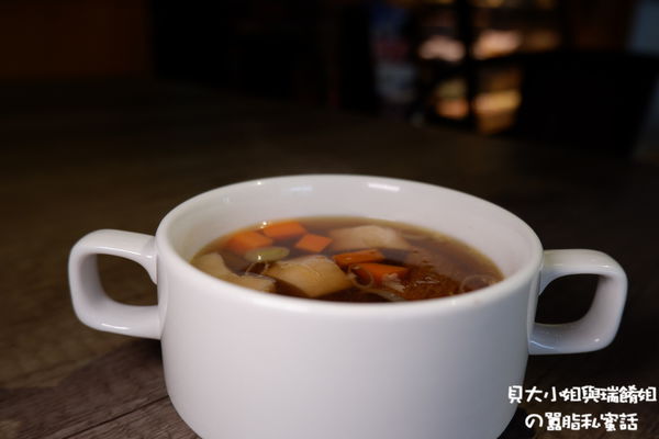 【台北 圓山站】Henry’s Cafe / 圓山餐廳推薦 @貝大小姐的多元心宇宙