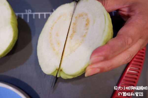 【現摘水果推薦】阿榮芭樂小農 燕巢珍珠芭樂 @貝大小姐的多元心宇宙
