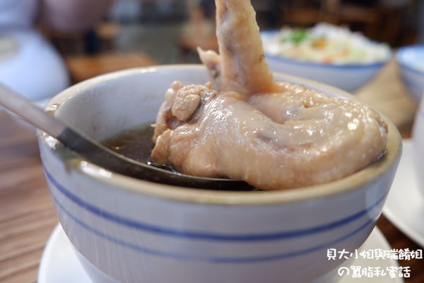 【新北 板橋雞肉飯】兩津號雞肉飯 新埔站美食 @貝大小姐的多元心宇宙