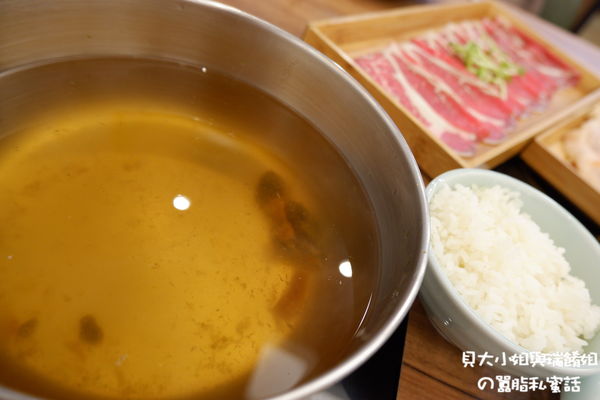 【台北 忠孝敦化站】母湯火鍋專門店 東區火鍋推薦 / 東區涮涮鍋推薦 @貝大小姐的多元心宇宙